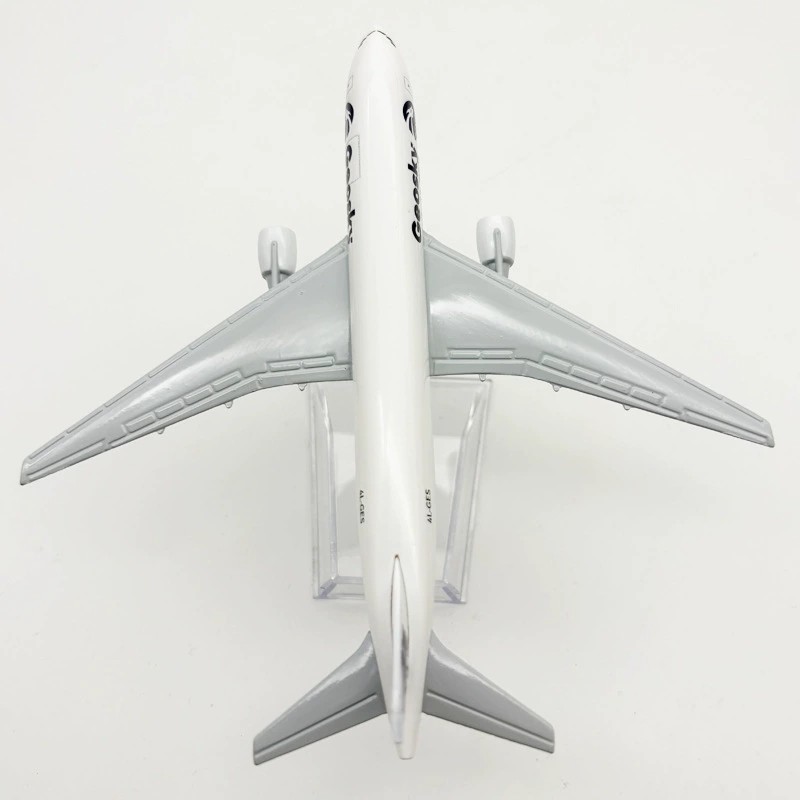 16cm Georgia B767 Toy Airplane - Model Kit Airplane ulasan dan harga